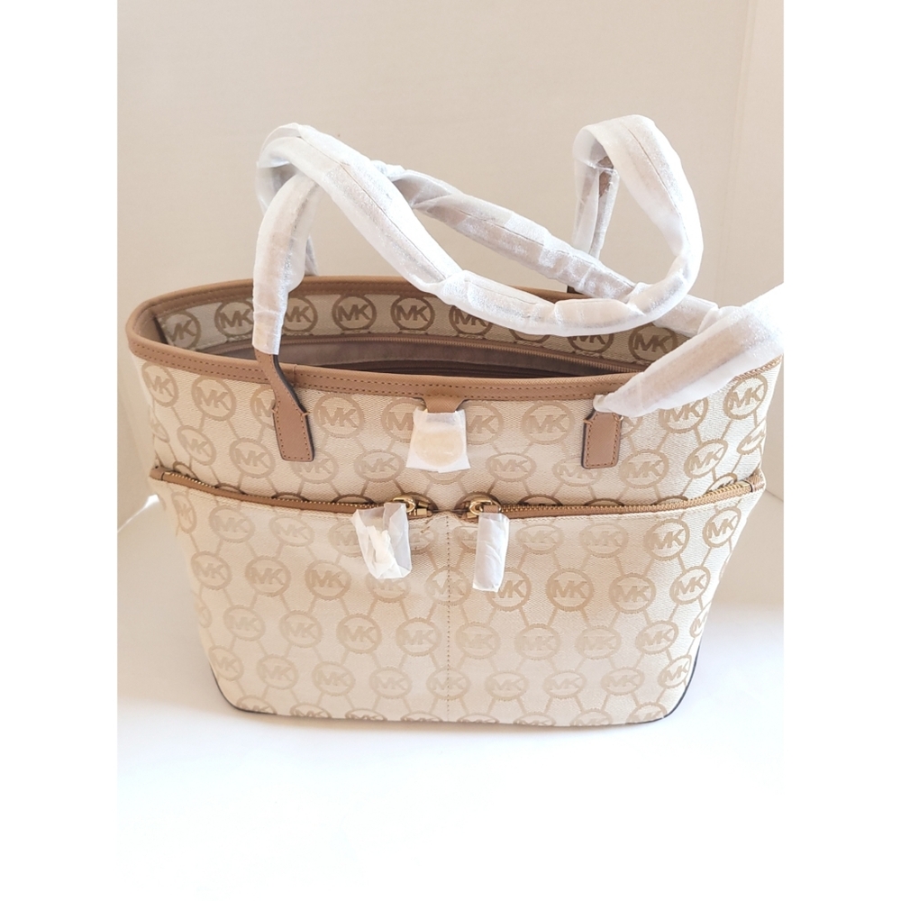 New! MICHAEL KORS MK Logo Monogram Medium Tote Handbag Bag Purse Beige Camel Tan - Picture 6 of 10
